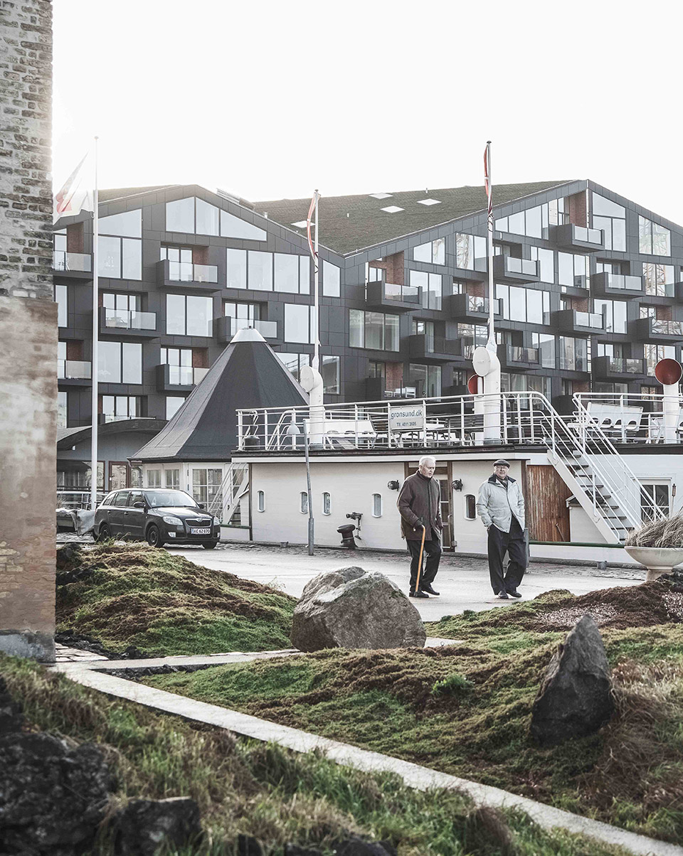 008-Kroyers Plads by COBE