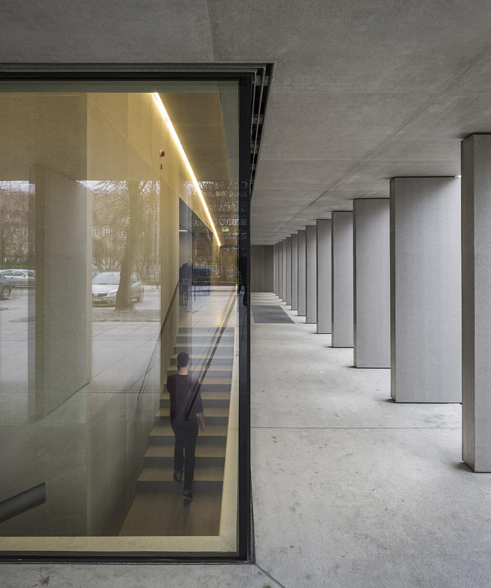 013-National Museum in Szczecin by KWK Promes