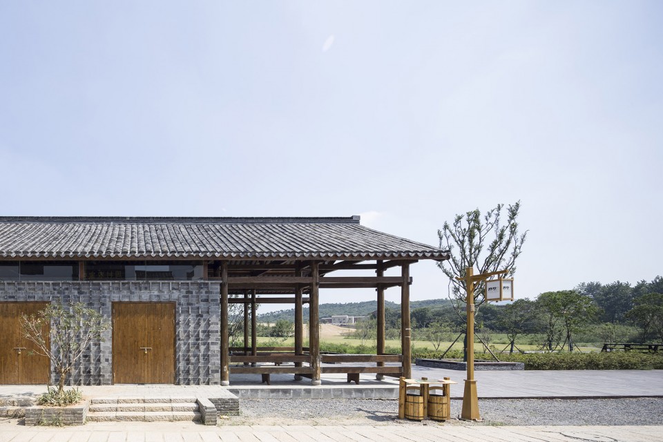 1沿主街立面- A Rural Shop at Huashu Village, Nanjing, China by Atelier Zhouling