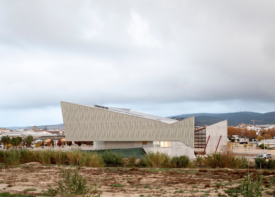 1-Municipal Auditorium in Lucena by MX_SI architectural studio