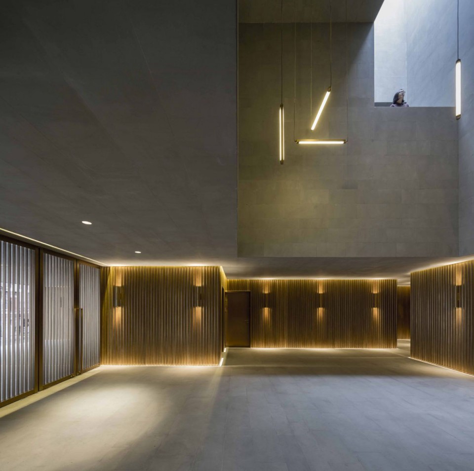 13_new shanghai theatre_neri hu