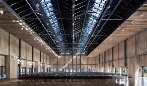 14-会议厅室内01-摄影:候博文-Shitang-Village-Internet-Conference-Center-Jiangning-China-by-AZL-Architects-960x561