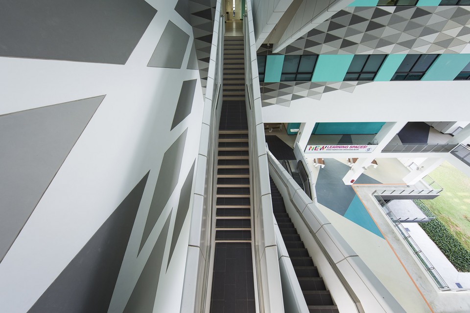 15-Ngee Ann Polytechnic Block 51by DP Architects