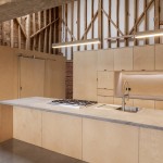 萨福克教堂山谷仓改造住宅 / David Nossiter Architects