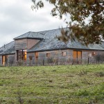 萨福克教堂山谷仓改造住宅 / David Nossiter Architects