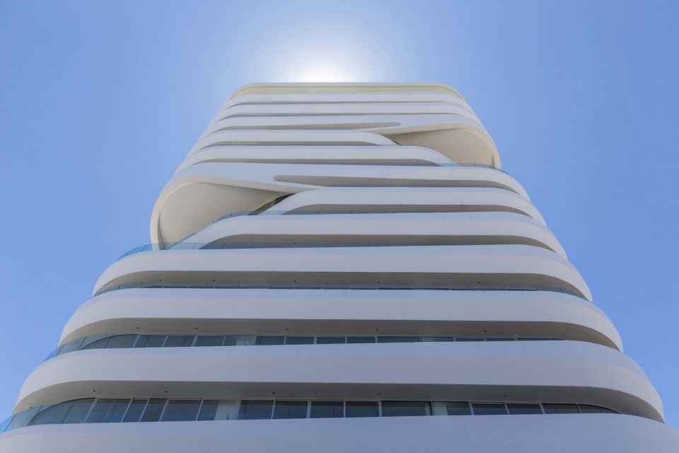 2-Gaia Building by Leppanen + Anker in Ecuador