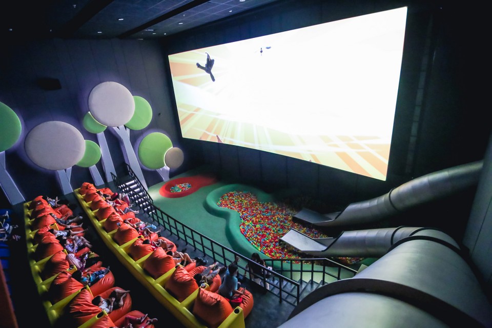 3-Singapore Cinemaxx Junior by DP Architects
