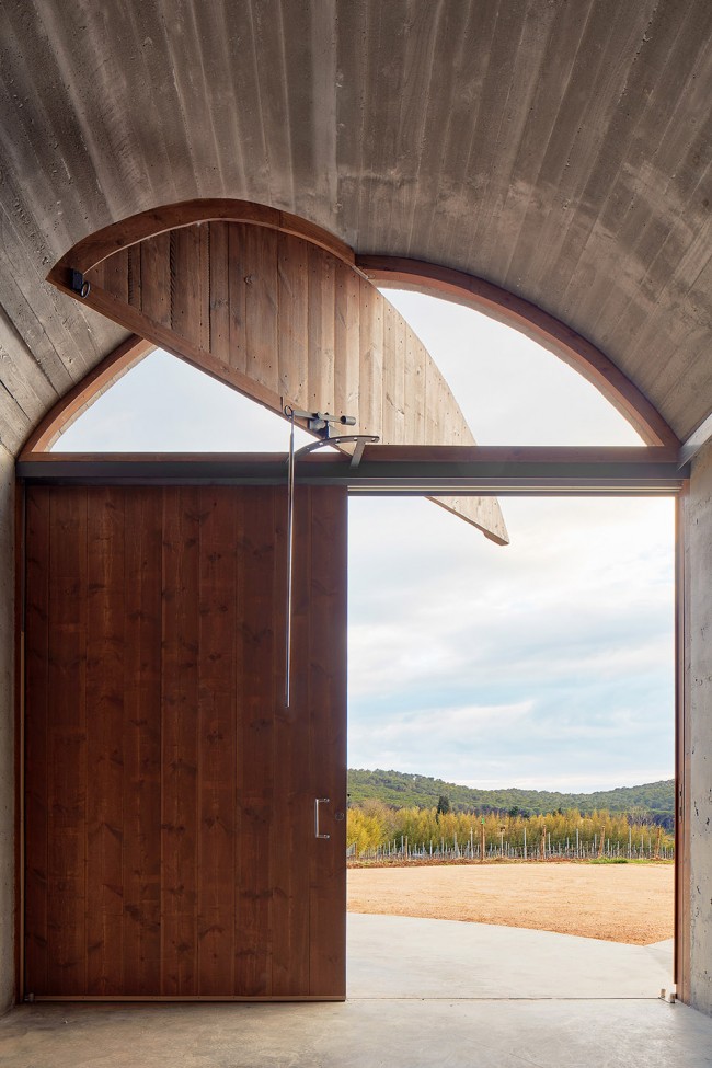 3-entrance vineyard