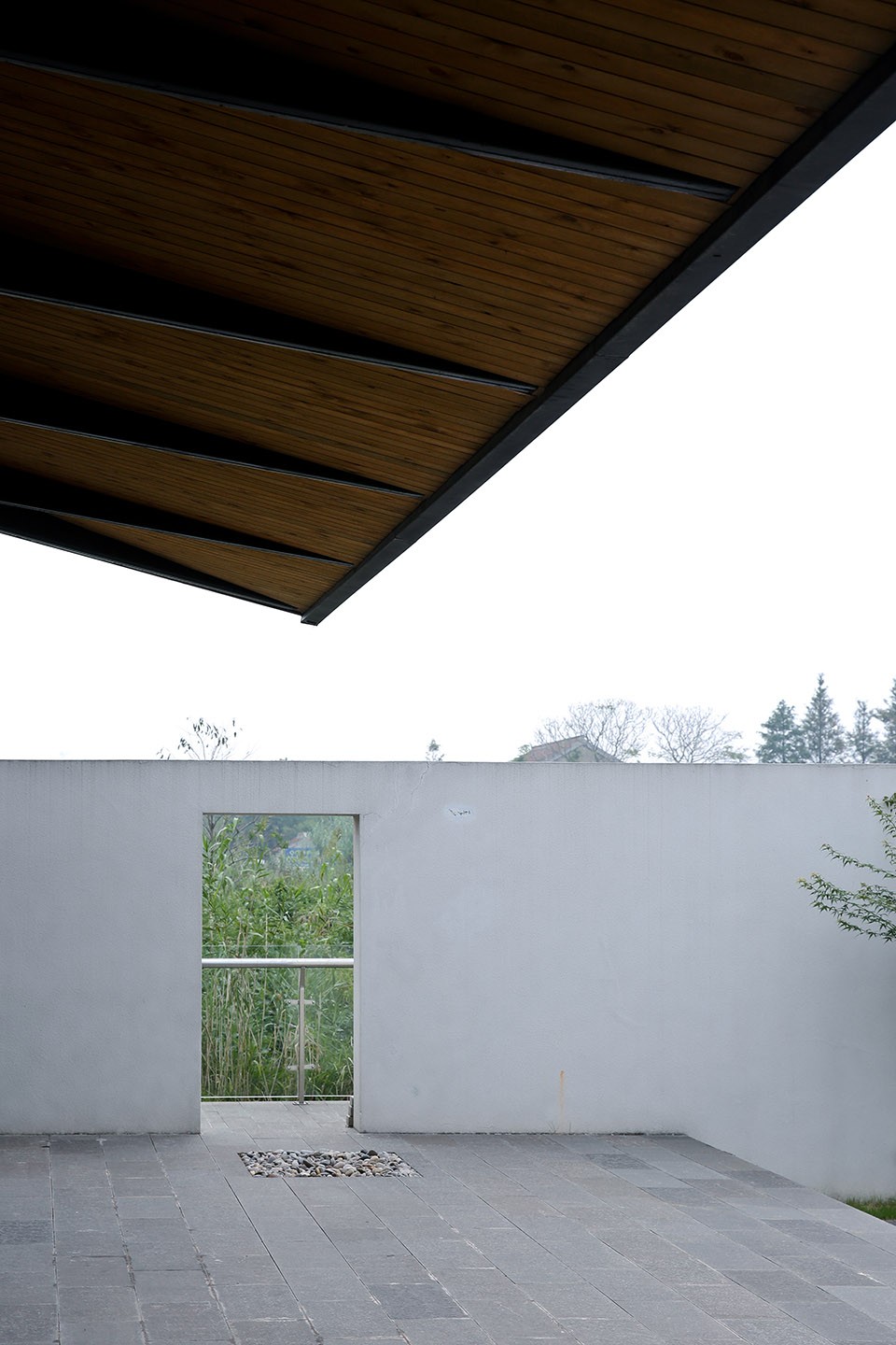 30a_deep3 courtyard_su architects