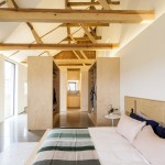 萨福克教堂山谷仓改造住宅 / David Nossiter Architects