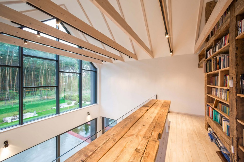 5-MA091_Fence-House_HR_28