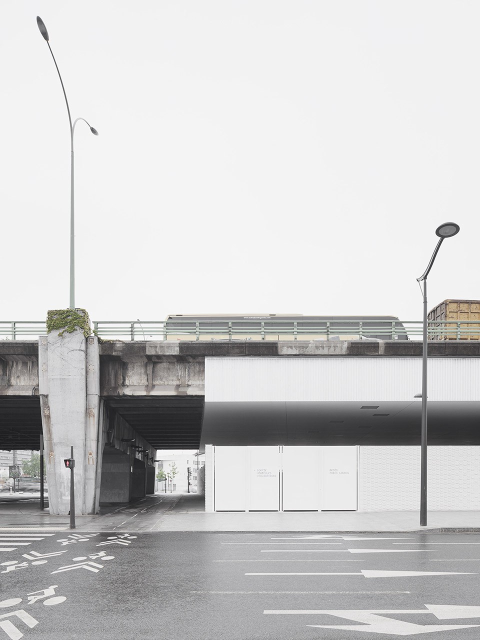 002-A waste sorting centre beneath the ring-road by DATA Architectes