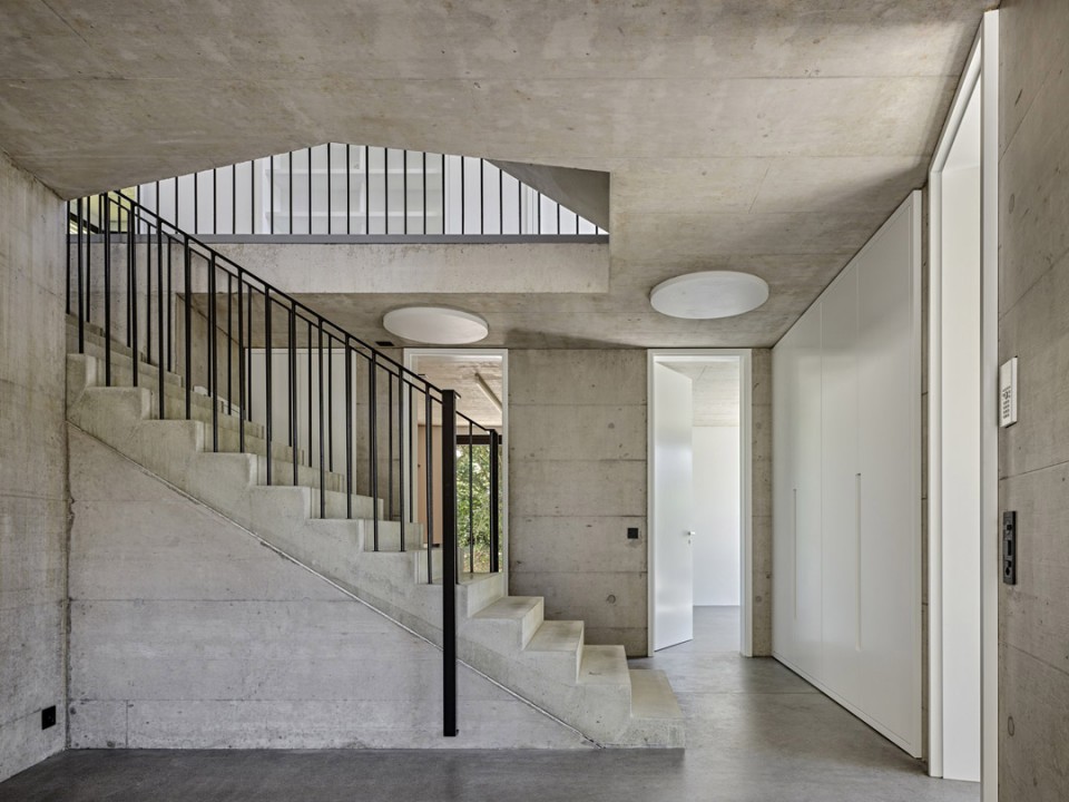 008-Two private homes at Hofackerstrasse 20 & 20A in Adliswil by Spooerri Thommen Architekten