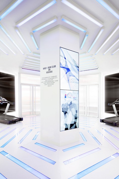 012-NIKE RUN CLUB hubs in Shanghai by COORDINATION ASIA