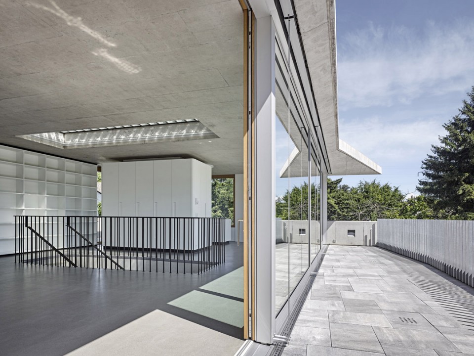 016-Two private homes at Hofackerstrasse 20 & 20A in Adliswil by Spooerri Thommen Architekten