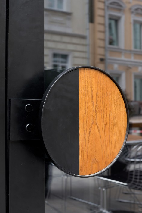 8-door knob_Tehnikum_Form