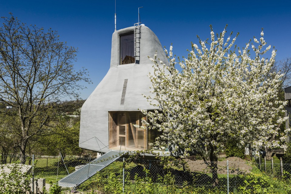 House in an Orchard by Sepka architekti -13
