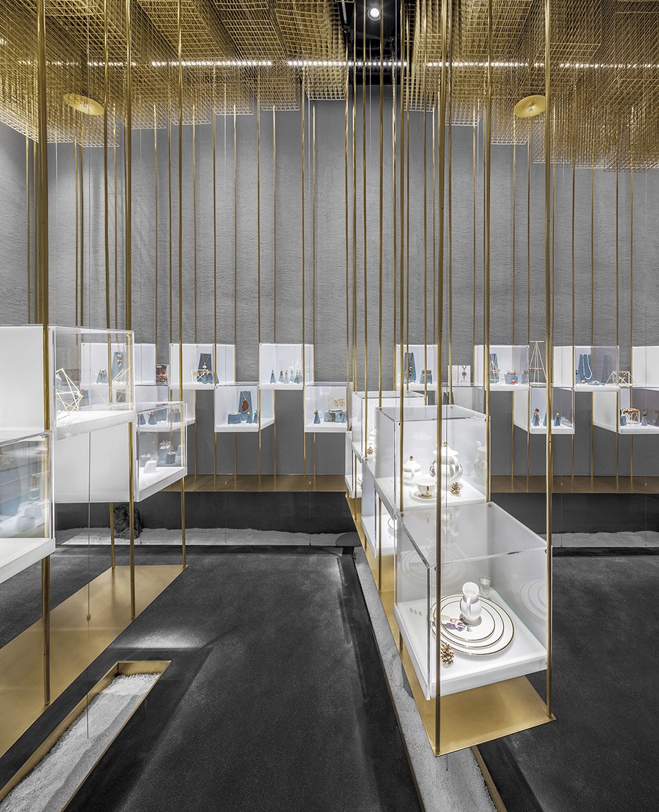 The Designers' Brands Collection Store Under the Golden Cloud by Atelier Tree-12