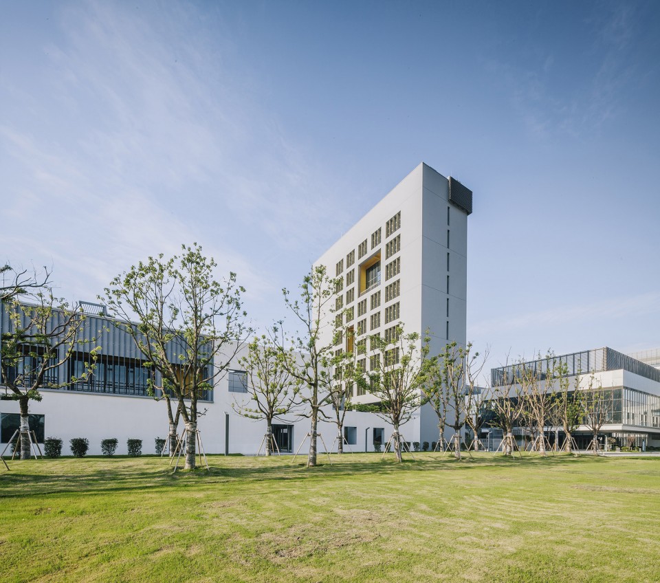 001-Anting Autotown R&D Harbour By Atelier Liu Yuyang Architects