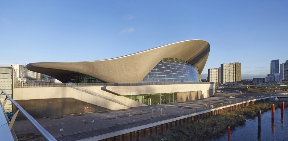 001-London Aquatic Center_L_1