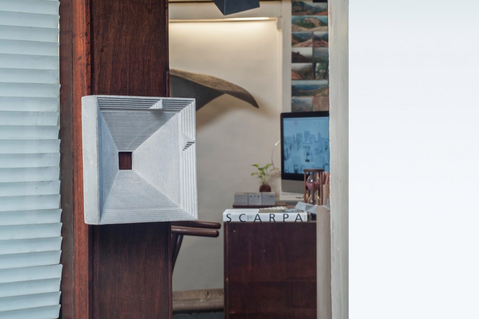 001-MIRAGE By Material Immaterial studio