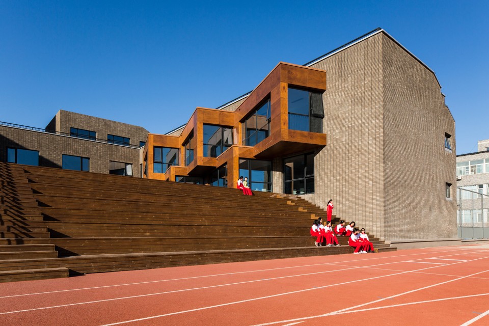 001-Renovation of the Affliated Highshool of Peking University by Crossboundaries