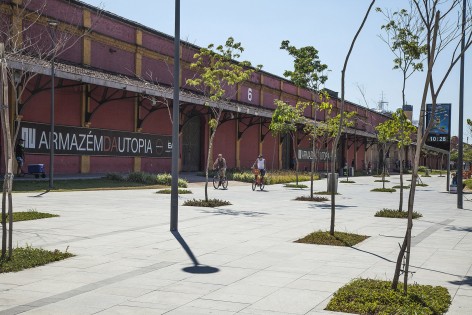 002-Orla Conde Waterfront Promenade
