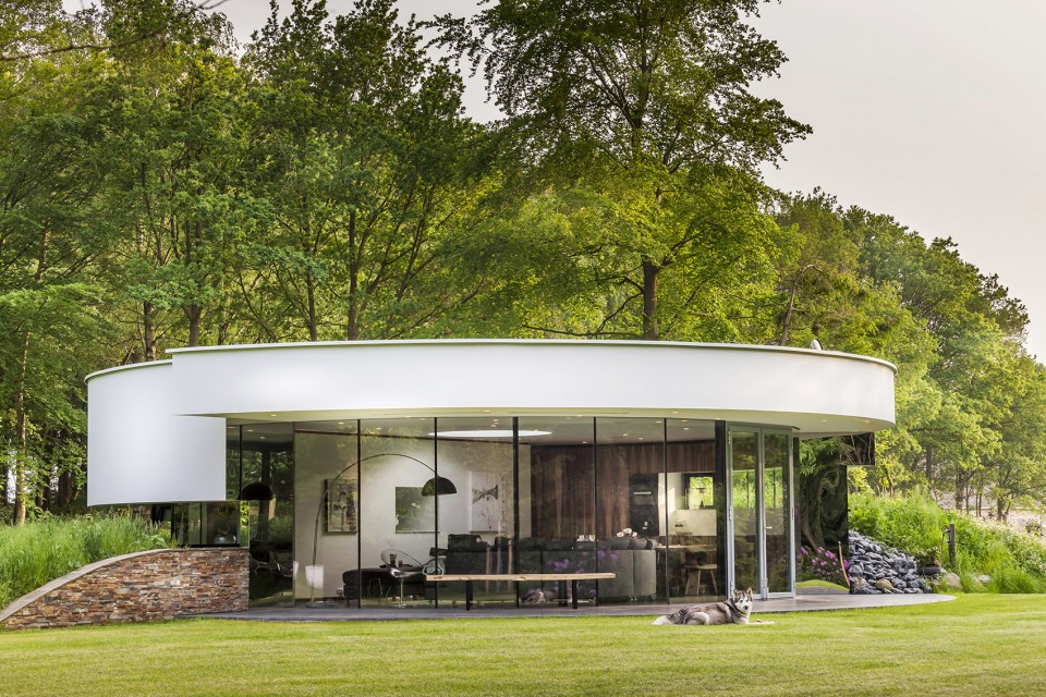003-360 Villa By 123DV