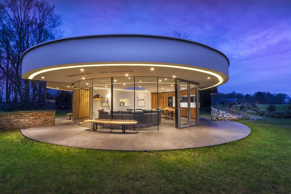 005-360 Villa By 123DV