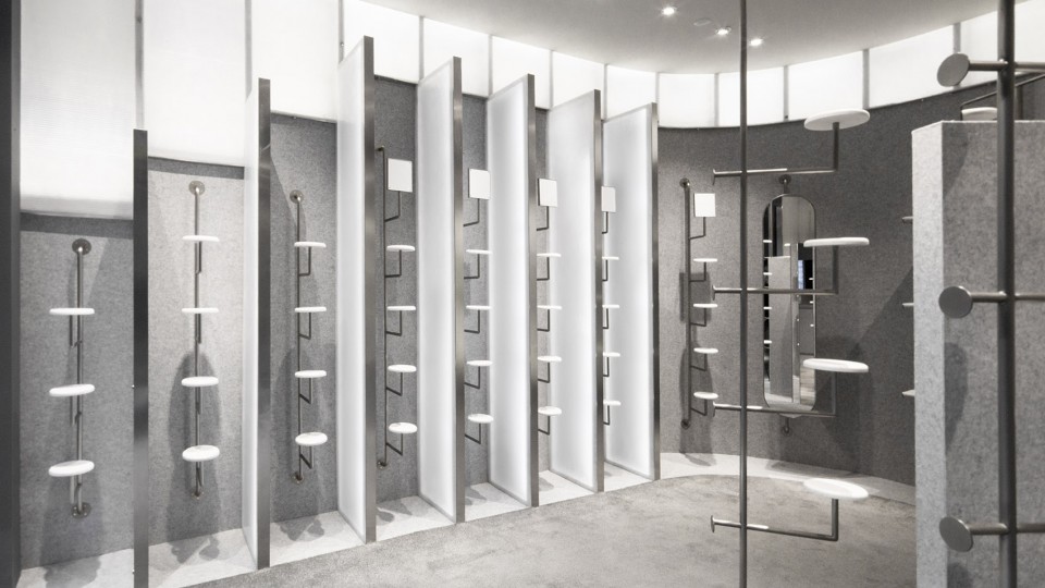 005-FUO Wuhan: a room for the narcissist By LUKSTUDIO