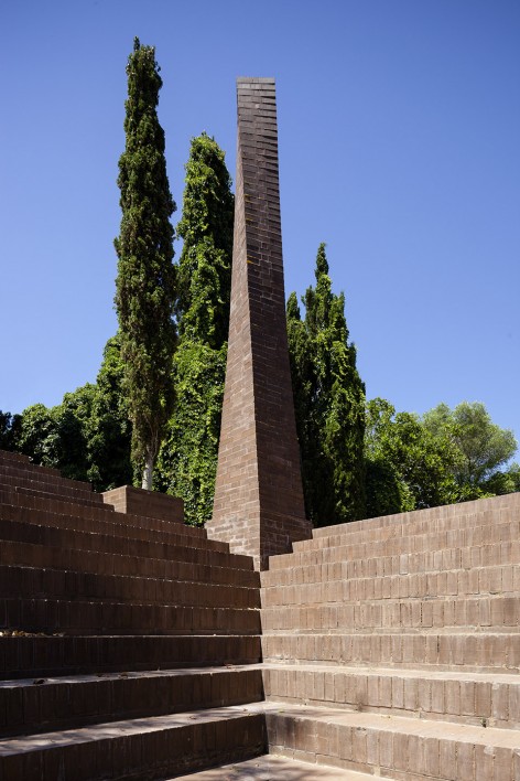 005-Family House by Ricardo Bofill Taller de Arquitecturaricardo_bofill_taller_arquitectura_montras_house_spain_14