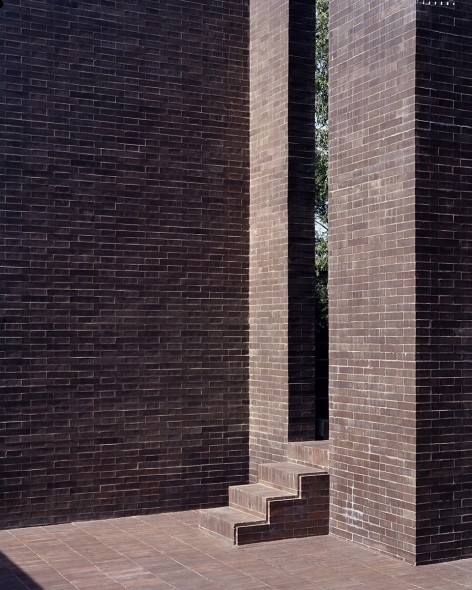 006-Family House by Ricardo Bofill Taller de Arquitecturaricardo_bofill_taller_arquitectura_montras_house_spain_35