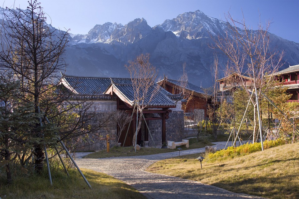 006-Grand Hyatt Lijiang Mountain Lodge, China by CCDI Progressive Atelier