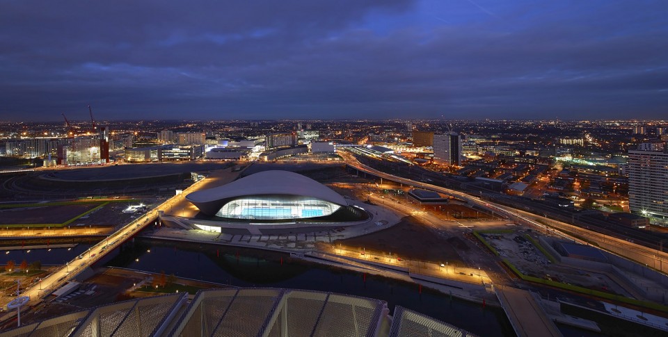006-London Aquatic Center_L_6