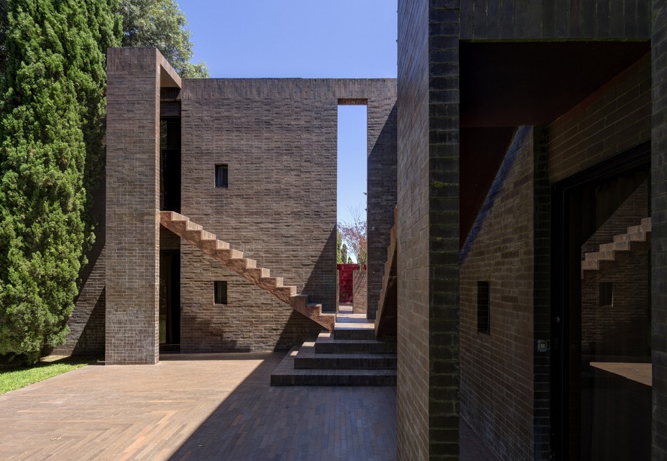 010-Family House by Ricardo Bofill Taller de Arquitecturaricardo_bofill_taller_arquitectura_montras_house_spain_30