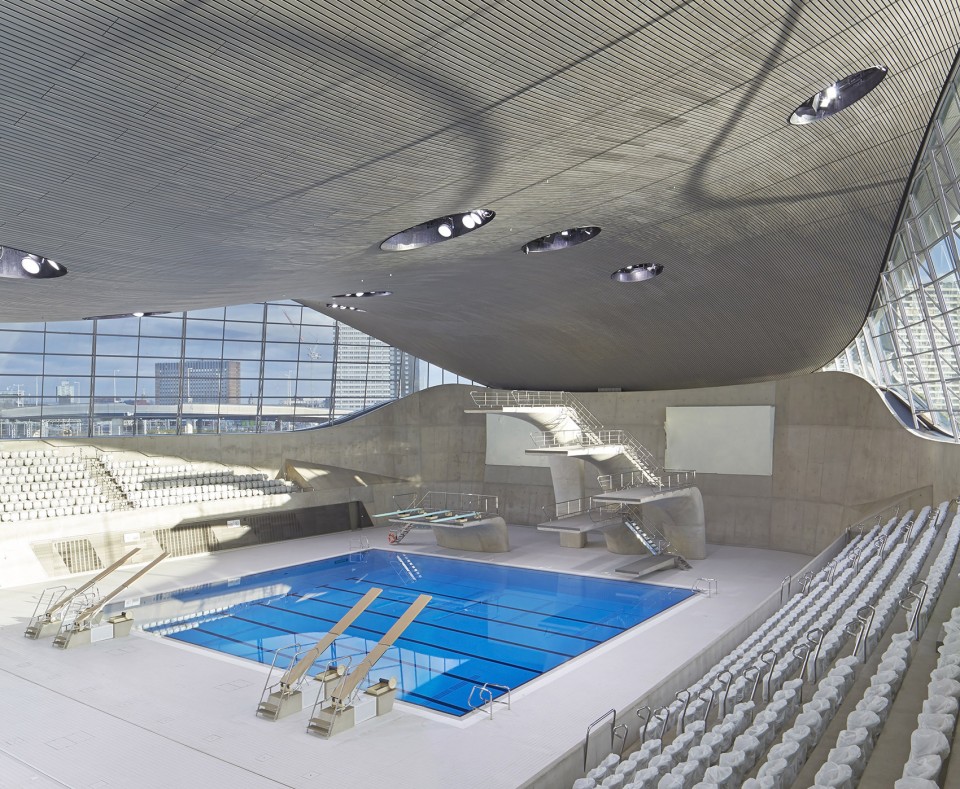010-London Aquatic Center_L_10