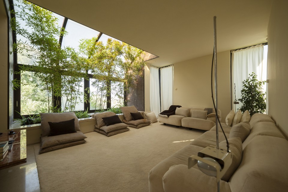 011-Family House by Ricardo Bofill Taller de Arquitecturaricardo_bofill_taller_arquitectura_montras_house_spain_46