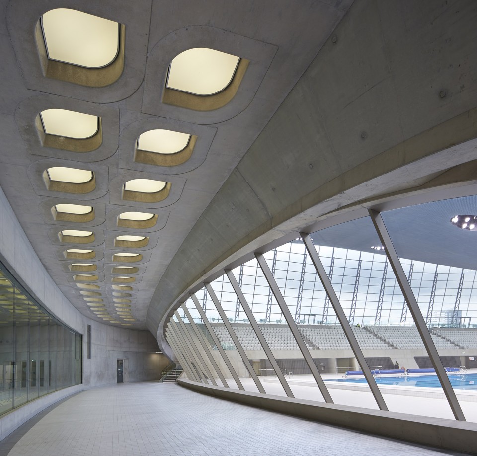 014-London Aquatic Center_L_20