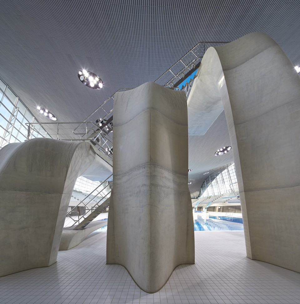 015-London Aquatic Center_L_21