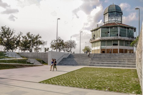 016-Orla Conde Waterfront Promenade
