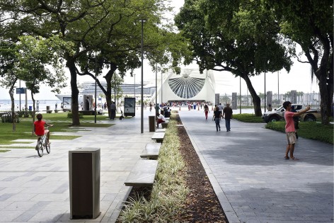 021-Orla Conde Waterfront Promenade
