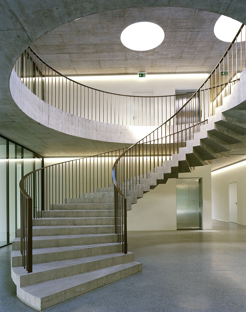 4-stair2_the new FIM headquarters_localarchitecture