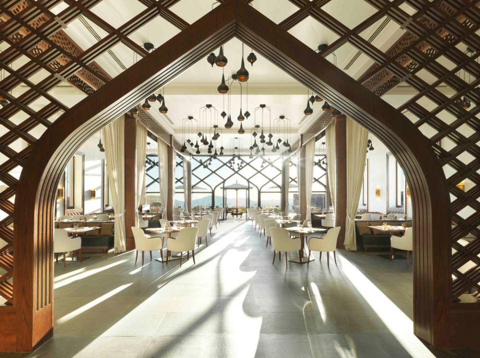 8-restaurant_Anantara Jabal Akhdar Resort_Atelier Pod