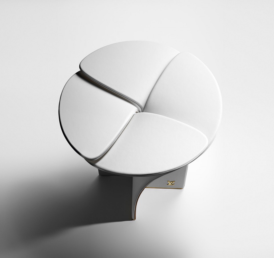 001-LOUIS VUITTON Blosom Stool