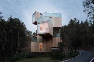 002_qiyunshan-tree-hotel_xiangnan_yaozhong-960x640