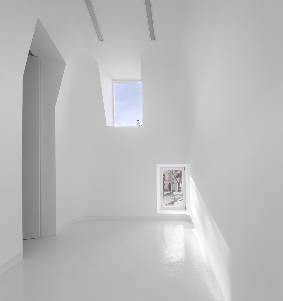 008- TRANSFORMA STUDIOS By CVDB Arquitectos