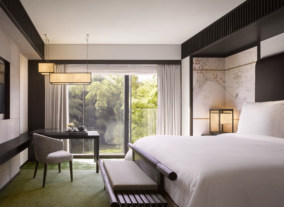 Four Seasons Kyoto guestroom bamboo garden view