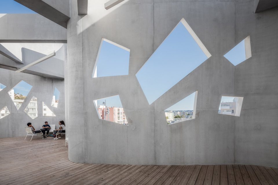 media library of Vitrolles