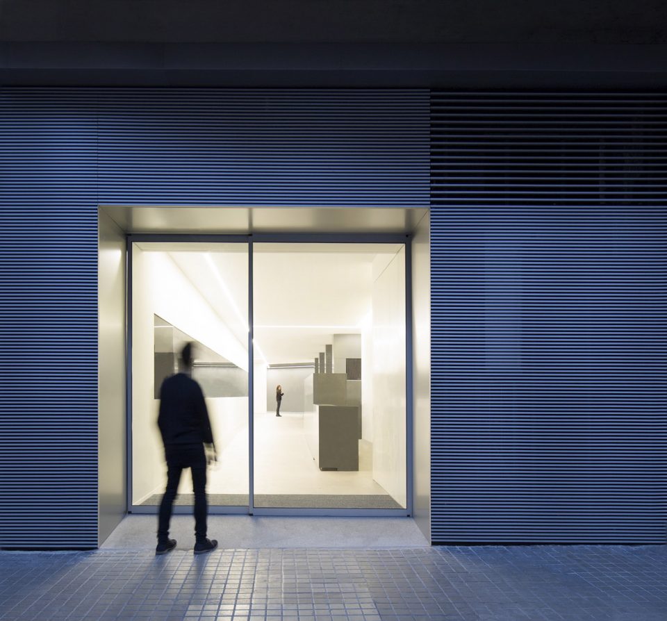 ARV OFFICES By Fran Silvestre Arquitectos