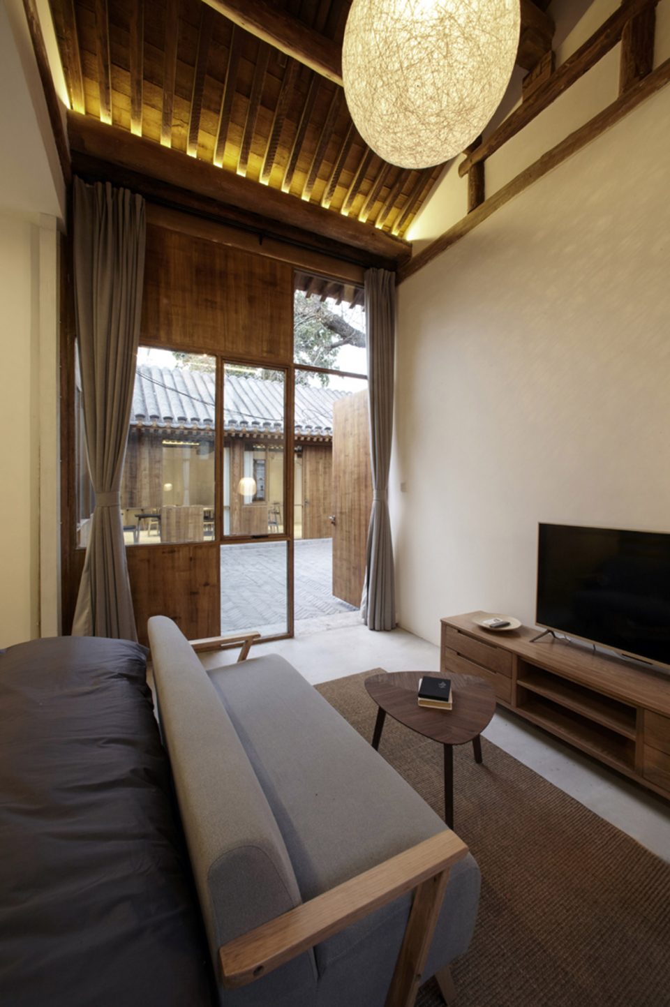 Yin Courtyard interior 2